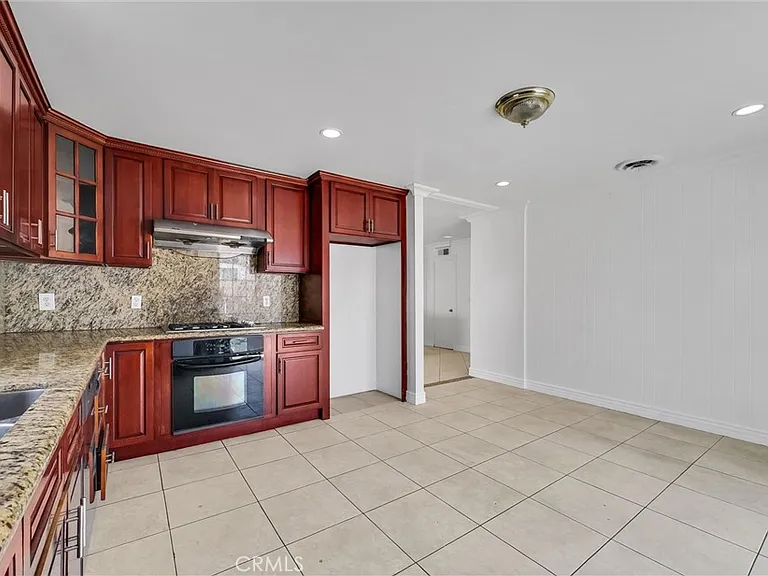 8801 Mays Ave — Photo 8