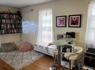 304 W 10th St APT 5C, Manhattan, NY 10014