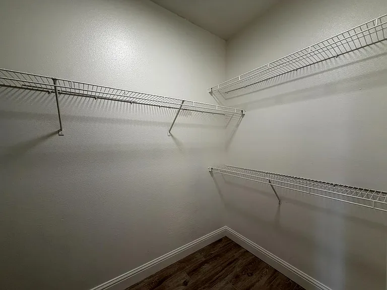 2128 E Saint Andrew Dr — Photo 29