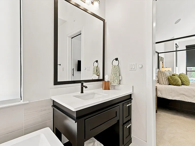 2432 Casia Lndg — Photo 62