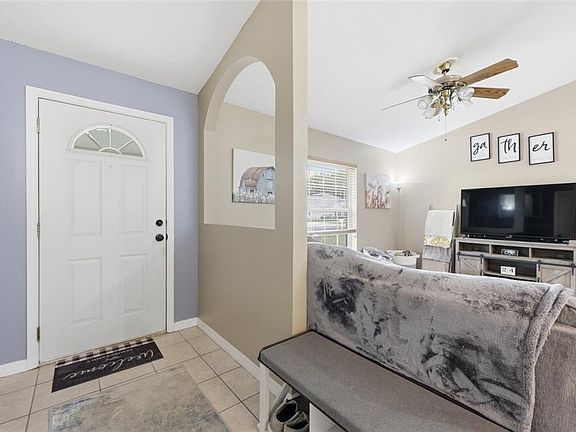 5th image of 41 Riviere Ln