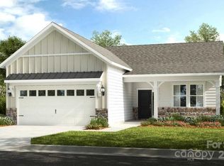 424 Sunharvest Ln, Indian Trail, NC 28079