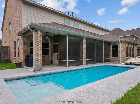 4100 Wallaceshire Ave, College Station, TX 77845