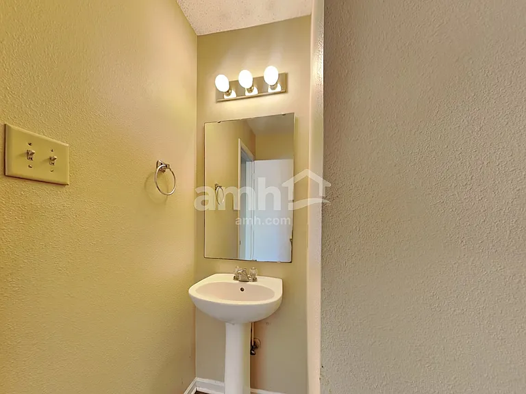 3110 Brandenburg Dr — Photo 10