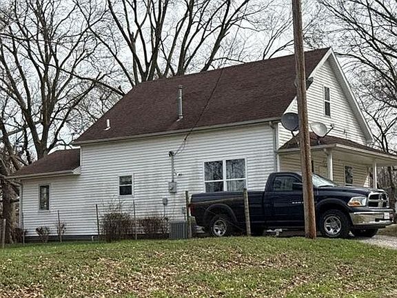 3rd image of 1281 Beaver Creek Trl