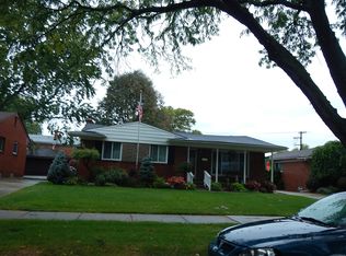 29263 Norma Dr, Warren, MI 48093