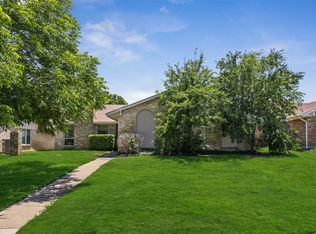1656 Glenhill Ln, Lewisville, TX 75077