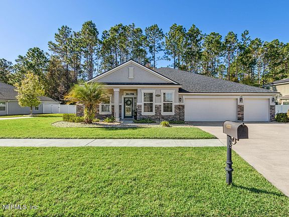 4th image of 4223 SHERMAN HILLS Parkway W