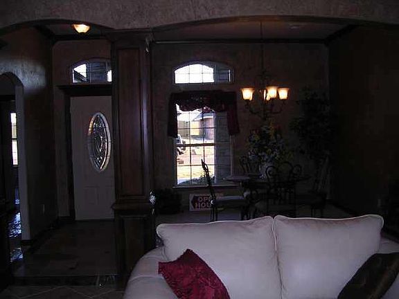 3rd image of 2621 SE 5th St #Townhouse