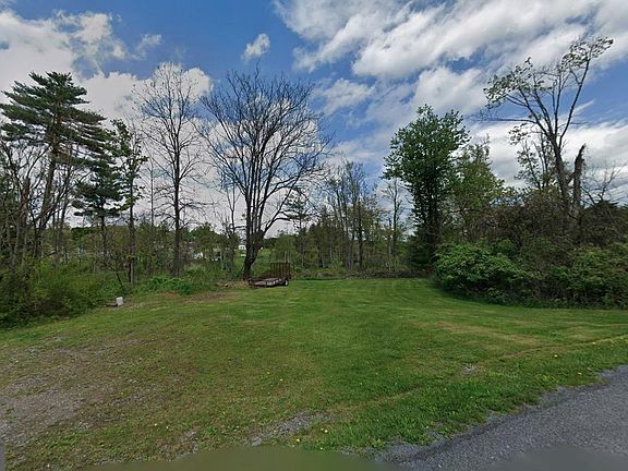 2nd image of 101 Shaw Rd