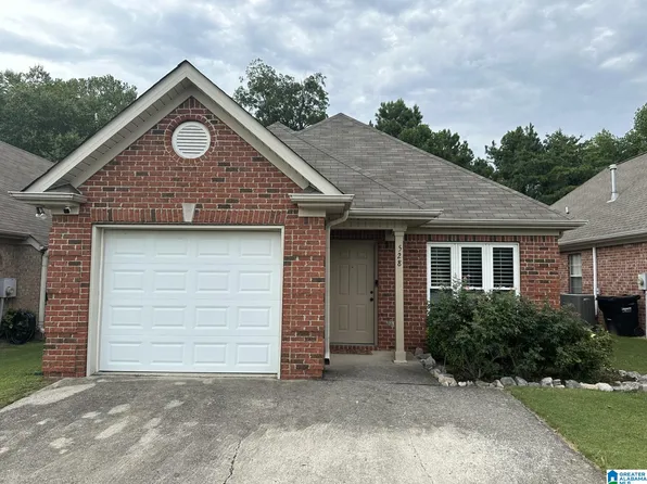 528 Summit Cir, Fultondale, AL 35068