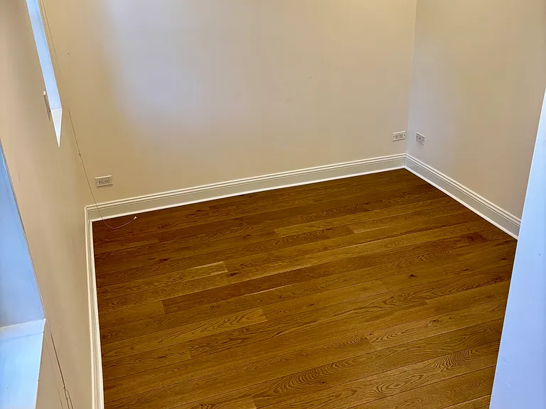 6658 W Devon Ave #1E — Photo 7