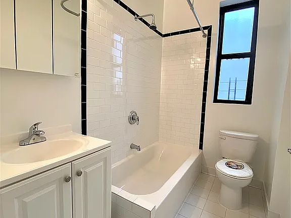 5th image of 55 E 208th St APT 4F