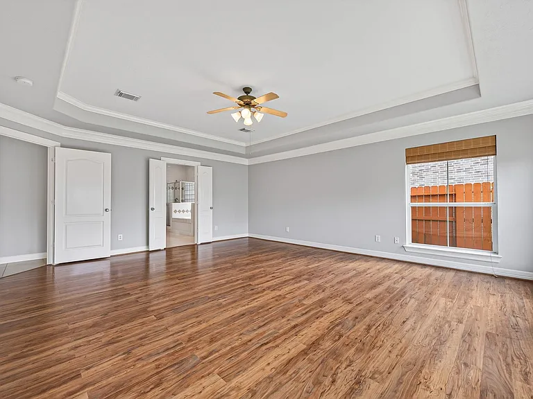 2315 Vinemead Ct — Photo 22