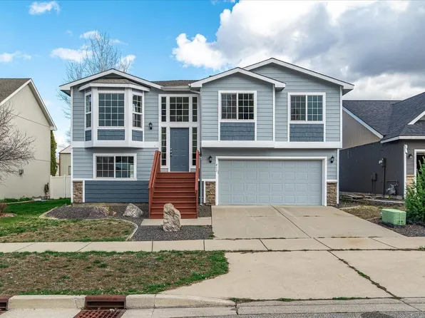 411 S McKee St, Greenacres, WA 99016