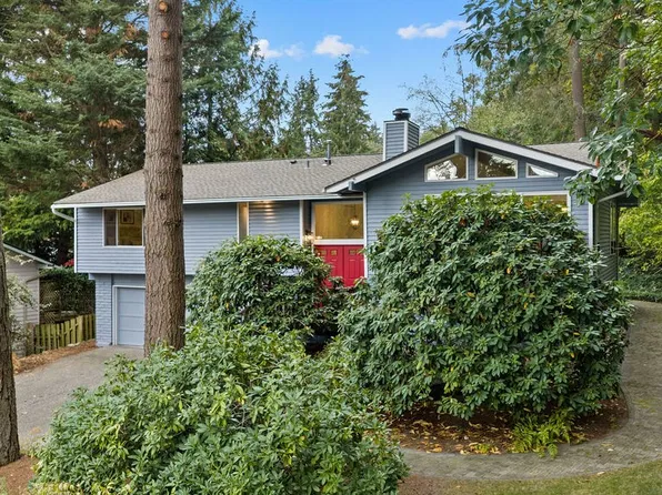 6504 119th Avenue SE, Bellevue, WA 98006