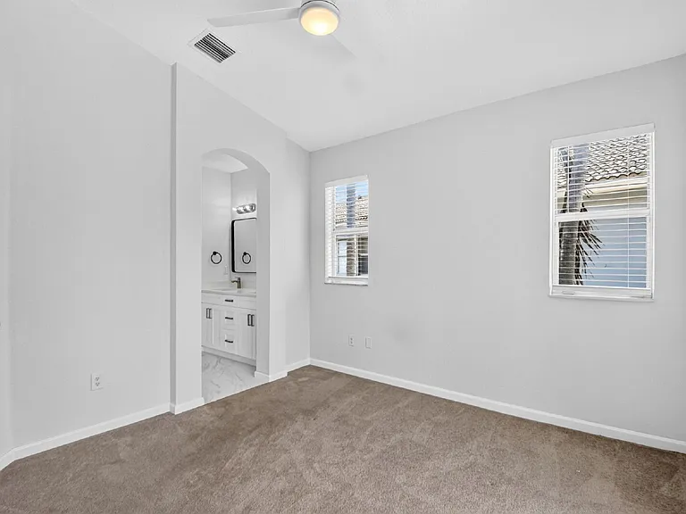 3199 Laurel Ridge Cir — Photo 25