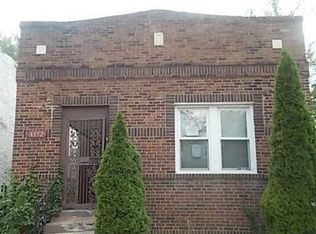 4352 Garfield Ave, Saint Louis, MO 63113