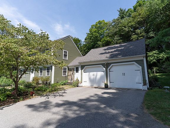 5th image of 32 McGregory Rd