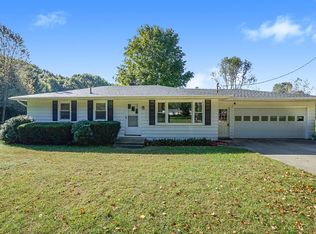 8355 W Garbow Rd, Middleville, MI 49333