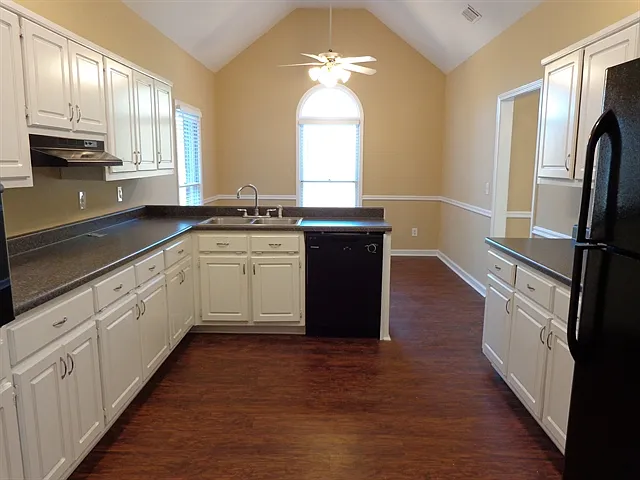 4260 Riverlake Way — Photo 3