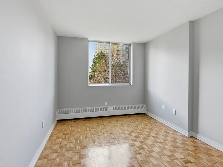 20 Stonehill Ct — Photo 39