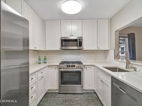 44 Marion St, Red Bank, NJ