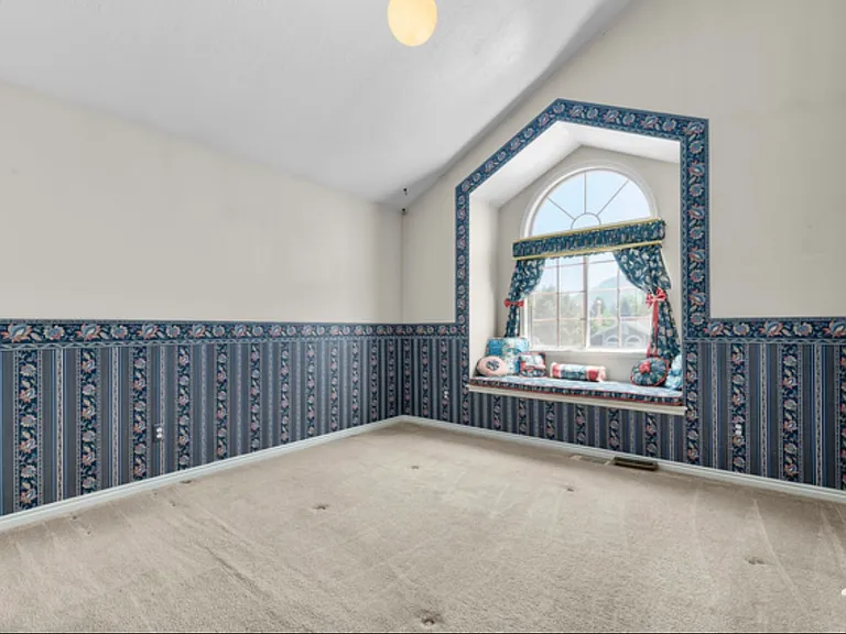 Upstairs Bedroom 1