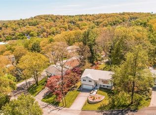 38 Hickory Hill Dr, Dobbs Ferry, NY 10522