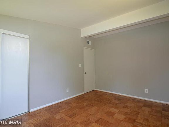 4th image of 1206 Cathedral Dr