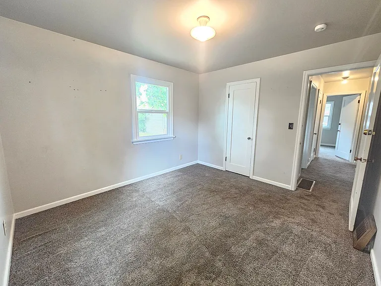 2704 W Garland Ave — Photo 10