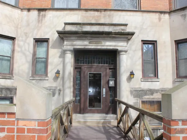 1024 W Byron St #16, Chicago, IL 60613