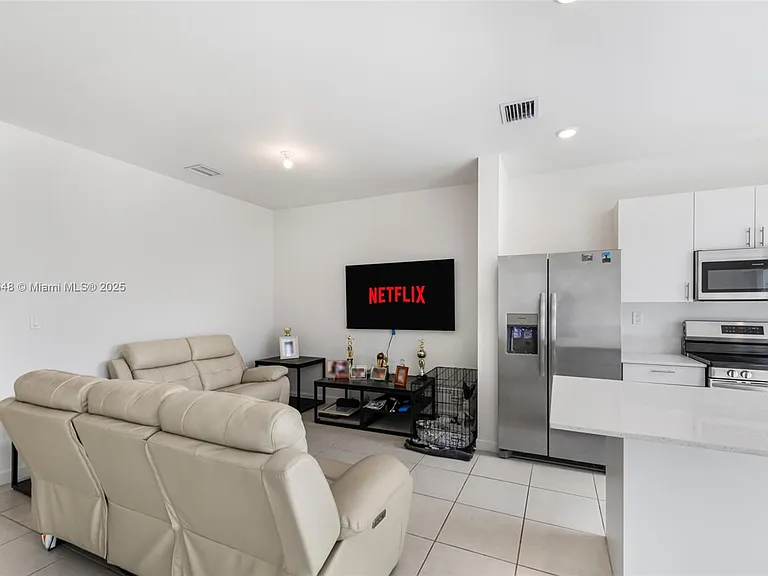 29254 SW 163rd Ct #29254 — Photo 11