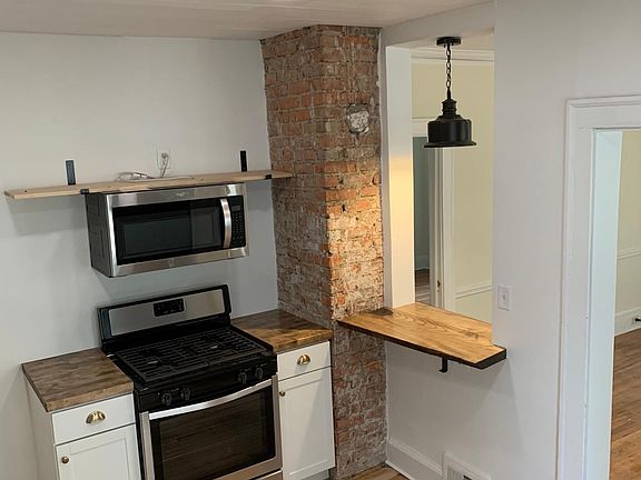 4th image of 2176 Wascana Ave #2
