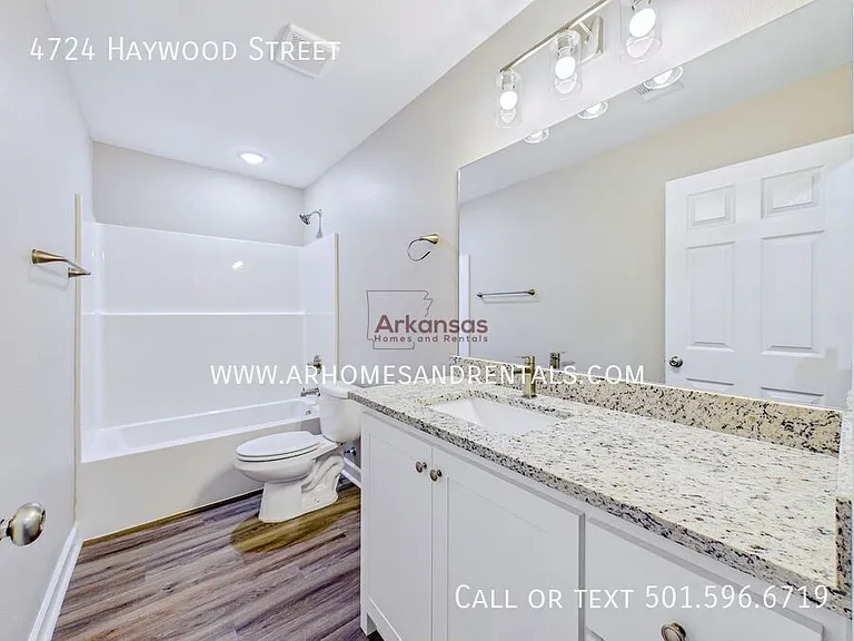 4724 Haywood St — Photo 7