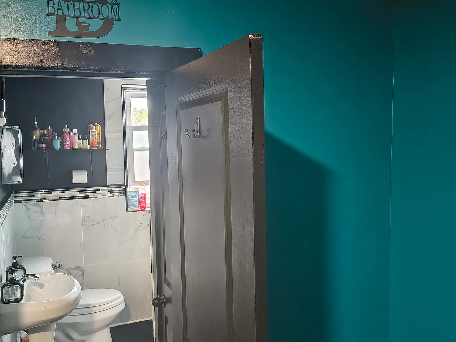 3 bed, 120 sqft, $900 — Photo 2