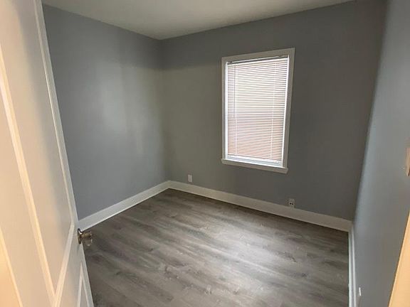 3rd image of 21345 Cass St