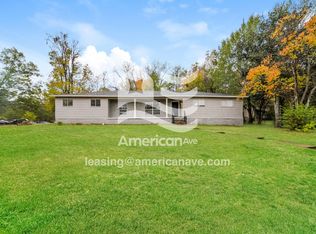 1047 Garden Park Dr, Jackson, MS 39204