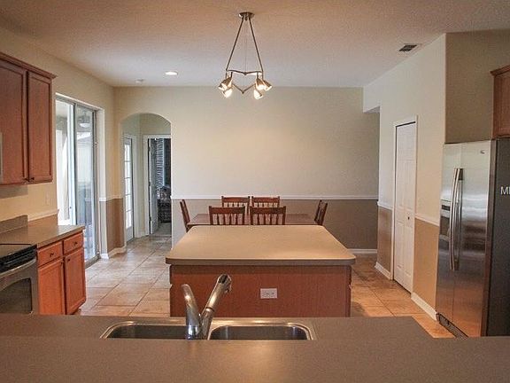 4th image of 13615 Paytons Way