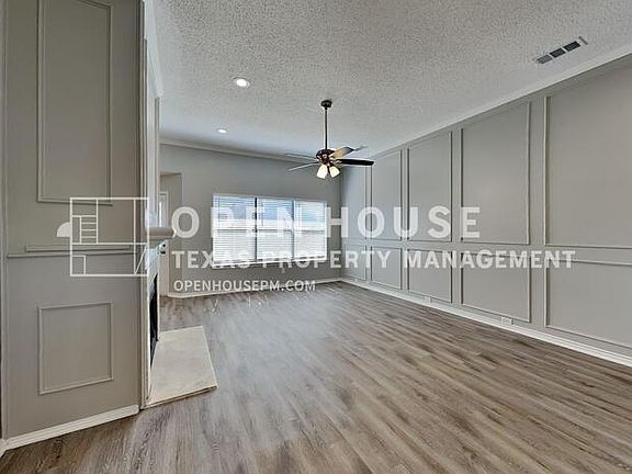 5th image of 3002 Sierra Dr
