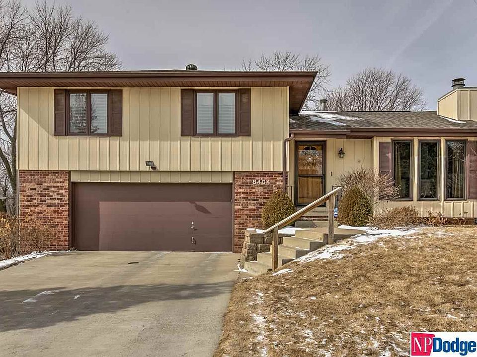 1st image of 8404 S 48th Ave