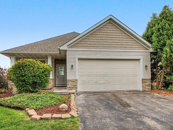 6653 99th St S, Cottage Grove, MN 55016