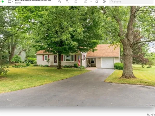 5187 Mayer Rd, Hamburg, NY 14075