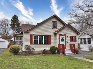 294 Colebourne Rd, Rochester, NY 14609