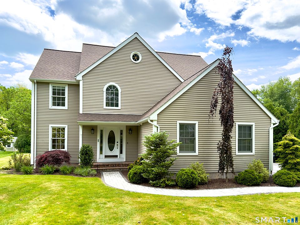 1st image of 25 Chase Farm Road