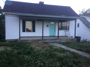 124 Chestnut St, Fairmont, WV 26554