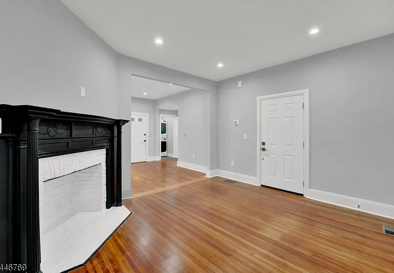 1 Lenox Pl #A — Photo 6