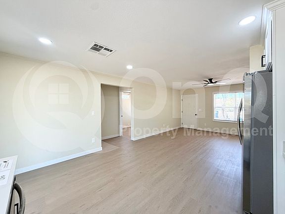 5th image of 2465 E John Cabot Rd
