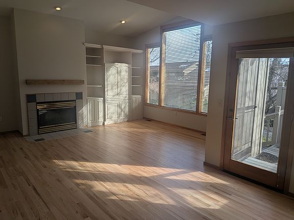 5th image of 24 Bluffs Ln #2