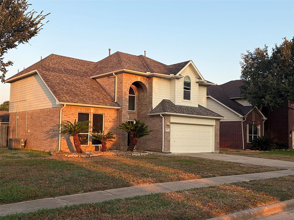 1st image of 2807 Orchid Tree Ln